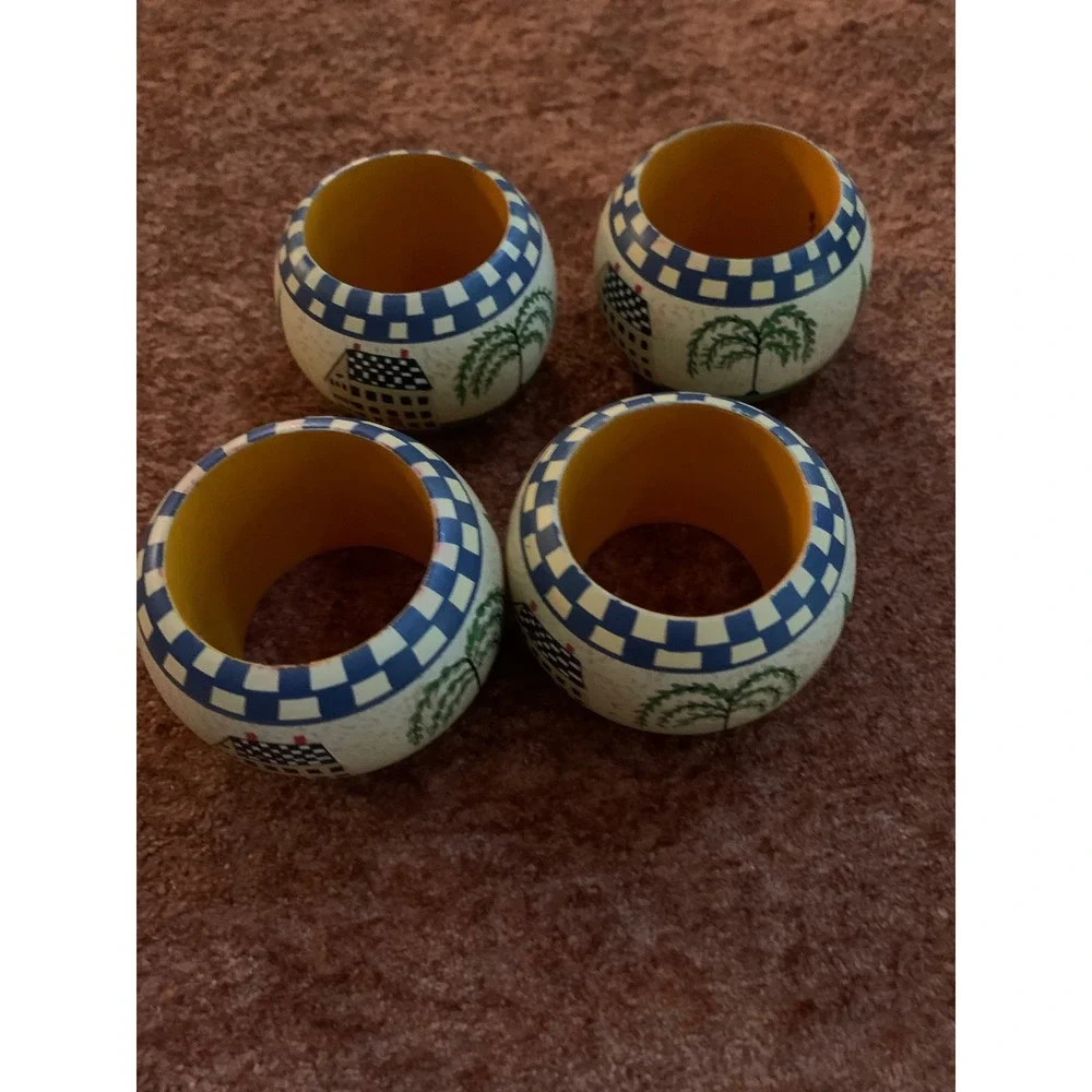 Vintage Folk Art Style Napkin Rings‎ Set of 4 Colonial House Willow Tree Blue